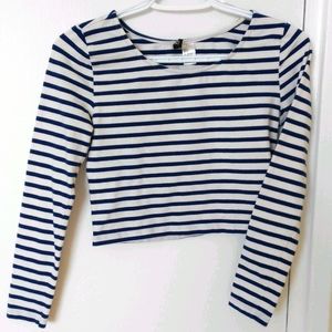 H&M Divided Striped Long Sleeve Crop Top
